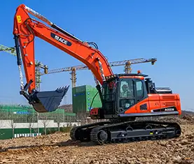 Excavatrice robuste de taille standard ACE230